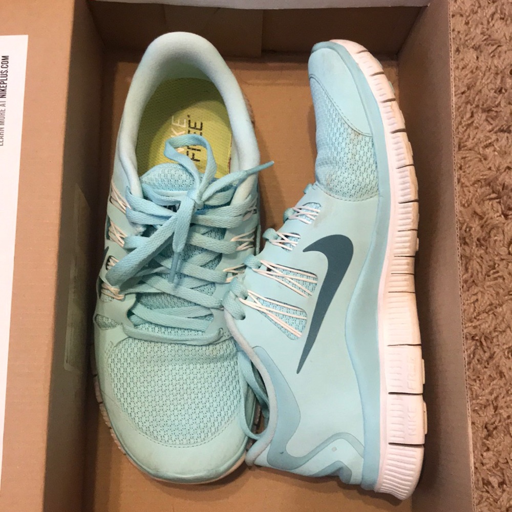 Nike free runs
